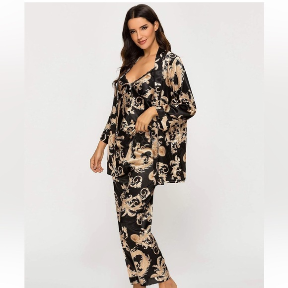 ⚡️ 4 for $25! ⚡️ Escalier Women's Silk Satin Pajamas Set 3 Pcs Sleepwear - Picture 3 of 7